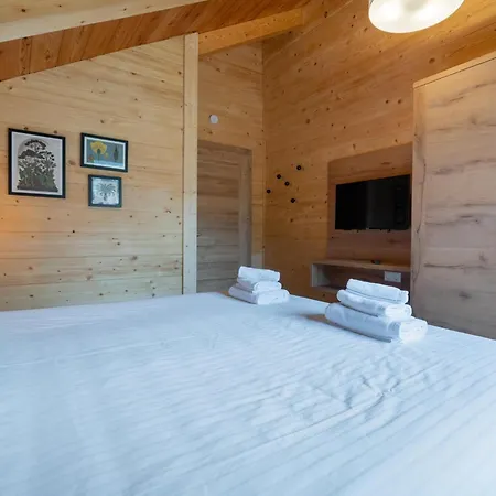 Chalet Holzchalet *